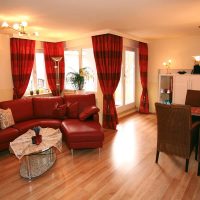 Wohnzimmer Ferienwohnung in Bad Wildbad im Wellnesshotel